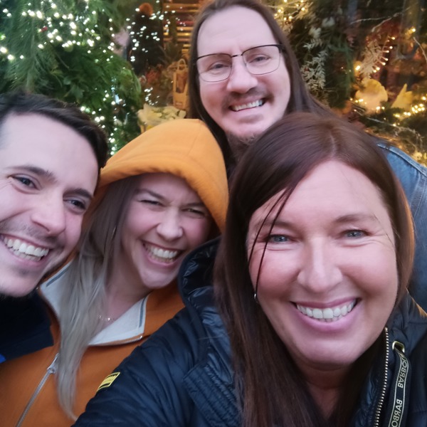 IT Gang On A Treasure Hunt