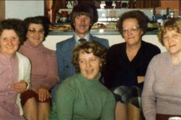 Inside Thirkhill Court 1