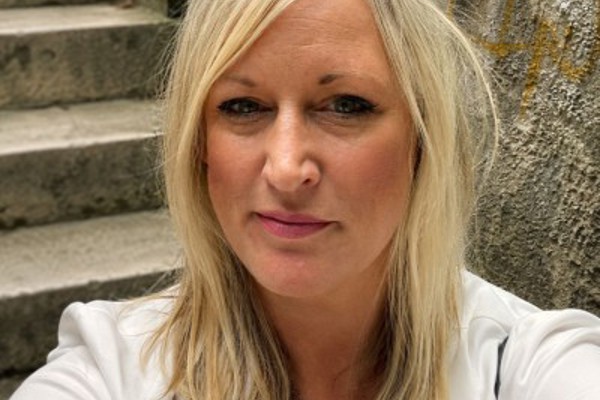 Gwen J